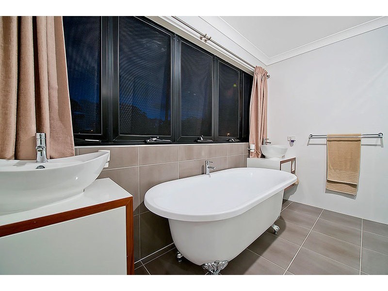 23 Lynette Way, Daisy Hill QLD 4127