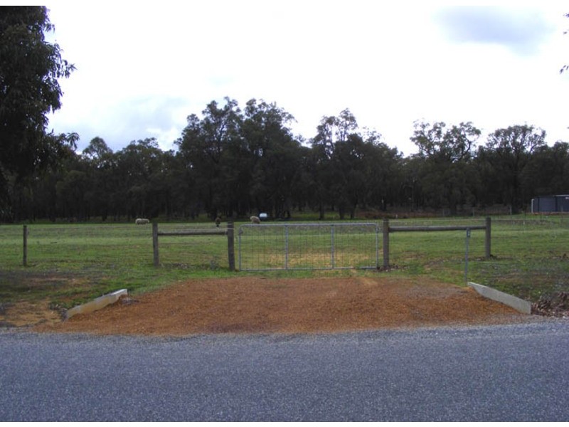 332 Maine Anjou Drive, Lower Chittering WA 6084