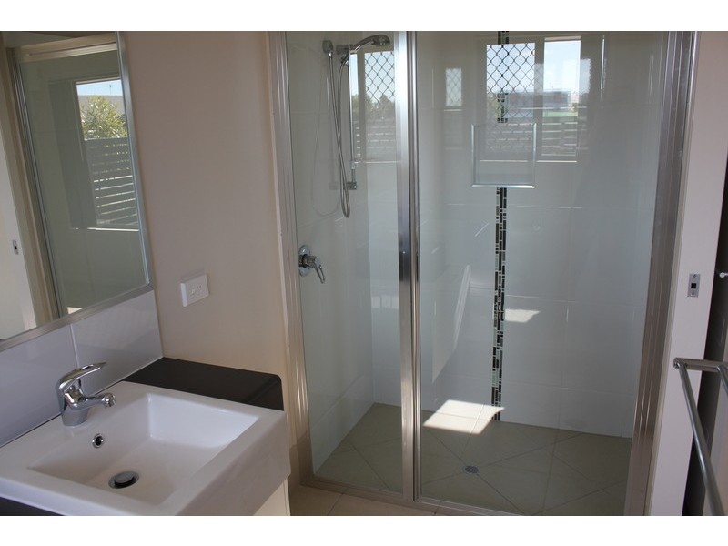 2a Mansell Street, Meridan Plains QLD 4551