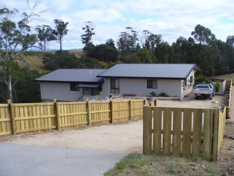 18  Susan Court, St Helens TAS 7216