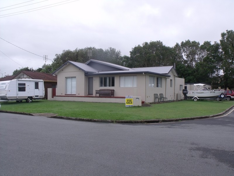 19 Gerrybell St, Golden Beach QLD 4551