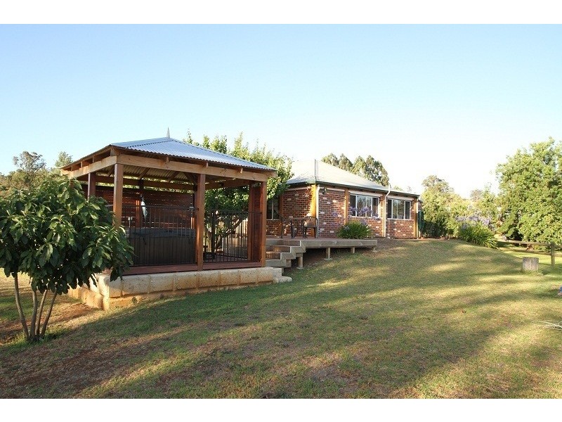 21066 South Western Highway, Mullalyup WA 6252