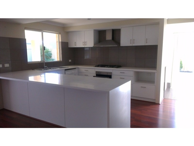 20 Graphite Turn, Dalyellup WA 6230