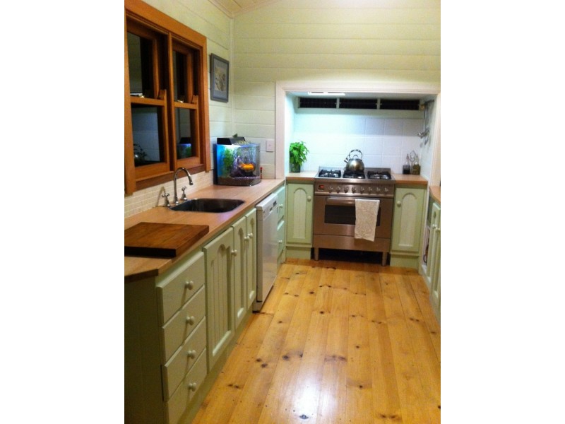 242 Boundary Street, South Townsville QLD 4810