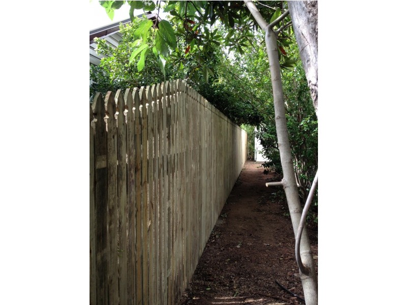 242 Boundary Street, South Townsville QLD 4810