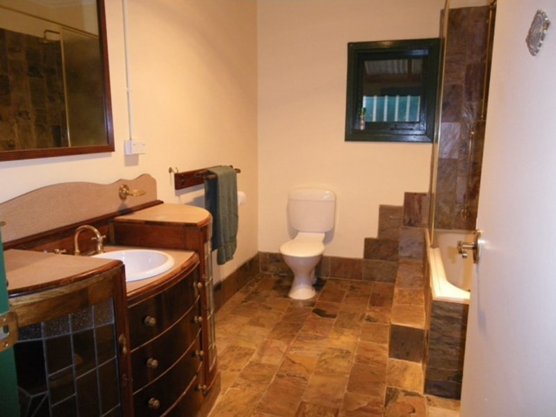 240 De Haer Road, Wandi WA 6167