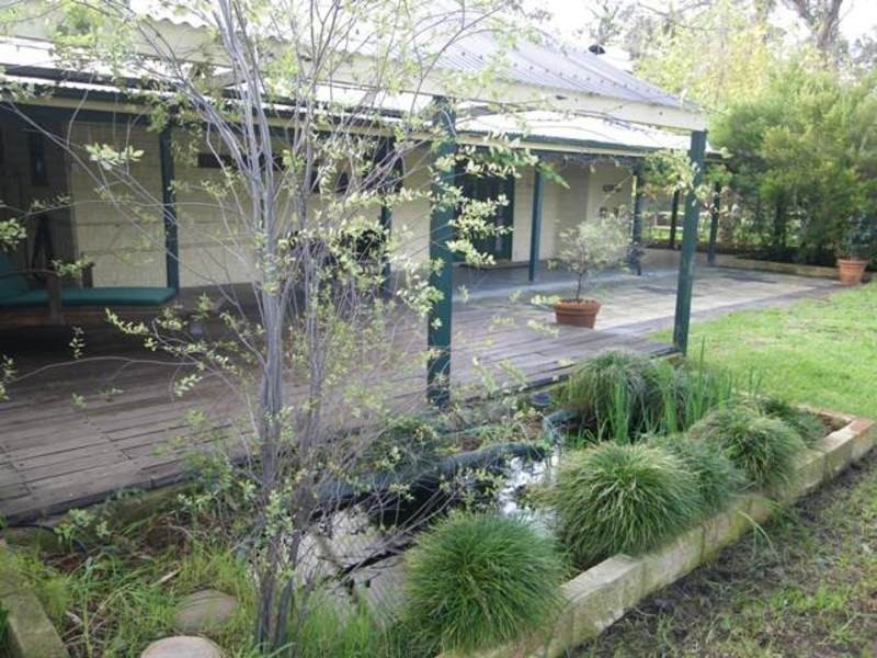 240 De Haer Road, Wandi WA 6167