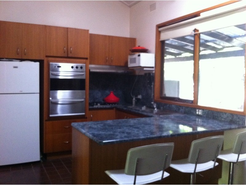 4 Centenary Avenue, Macedon VIC 3440