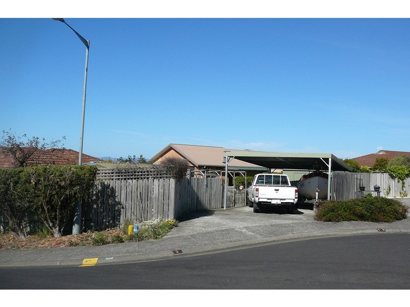 2 The Summit, Blackmans Bay TAS 7052
