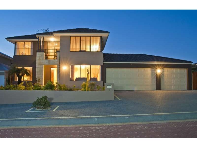 2 Royal James Court, Quinns Rocks WA 6030