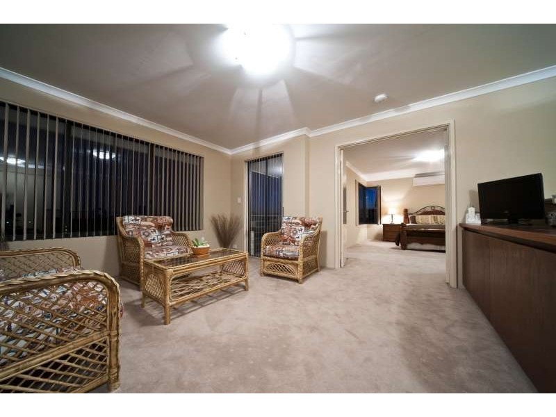 2 Royal James Court, Quinns Rocks WA 6030