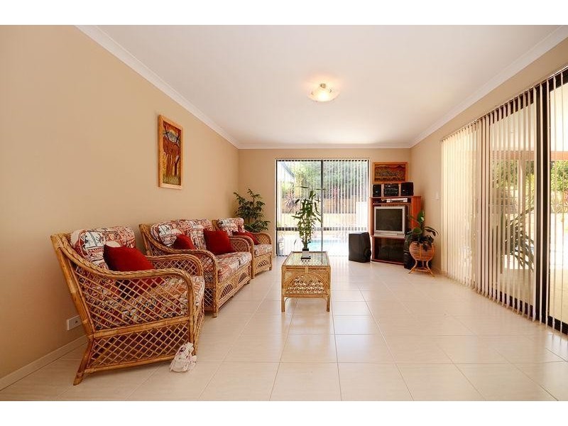 2 Royal James Court, Quinns Rocks WA 6030