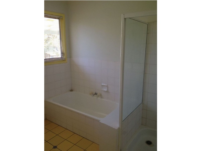 18 Kerrong Court, Shailer Park QLD 4128