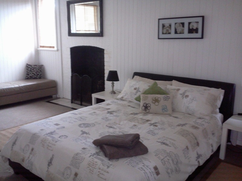 100 jackson st, Hamilton QLD 4007