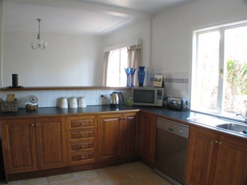 100 jackson st, Hamilton QLD 4007