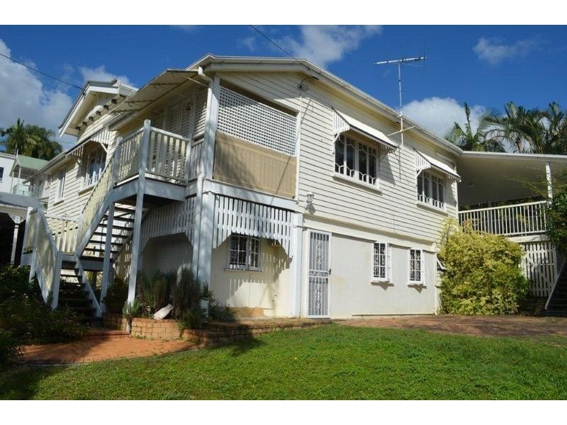 21 Joynt Street, Hamilton QLD 4007