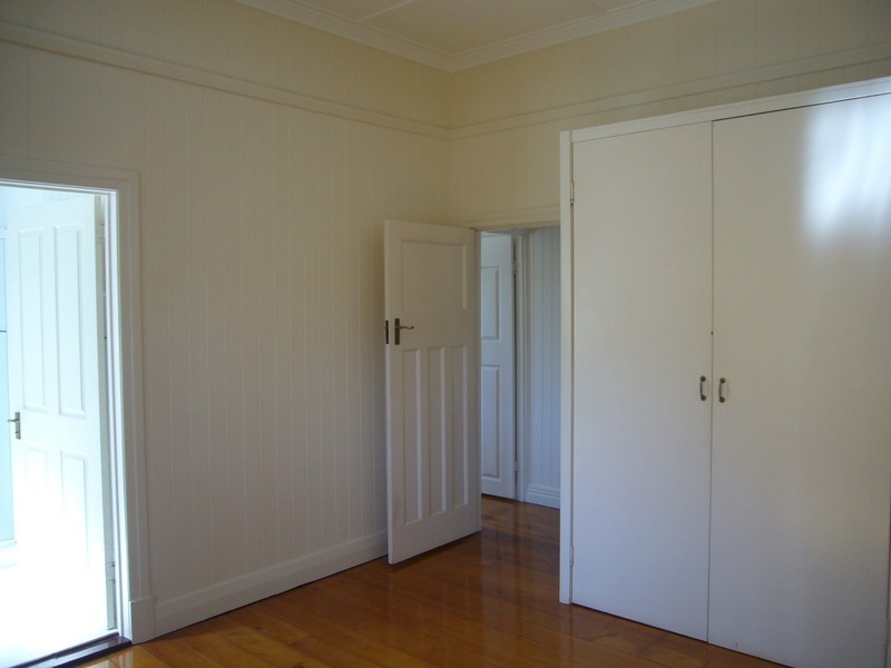 21 Joynt Street, Hamilton QLD 4007