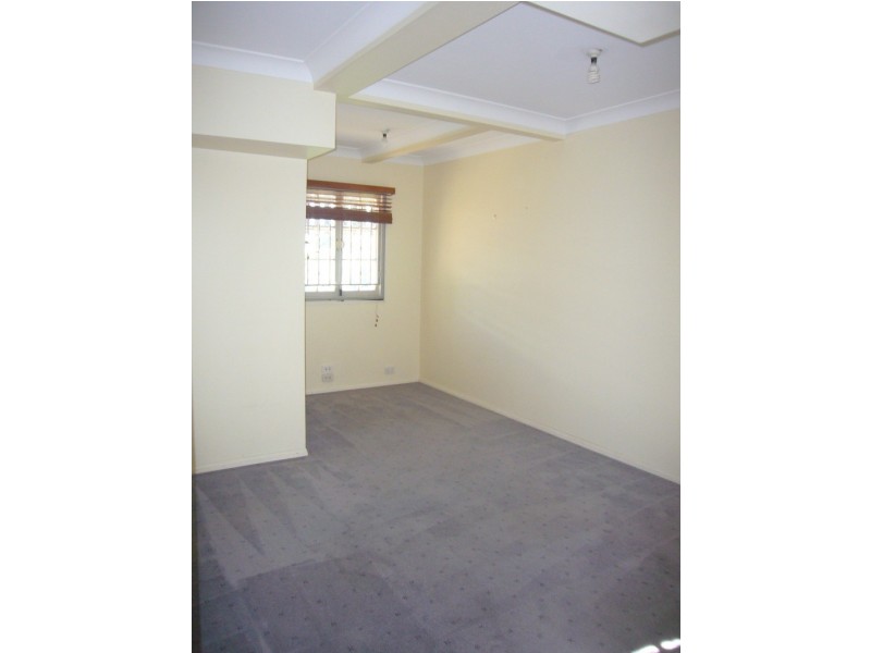 21 Joynt Street, Hamilton QLD 4007