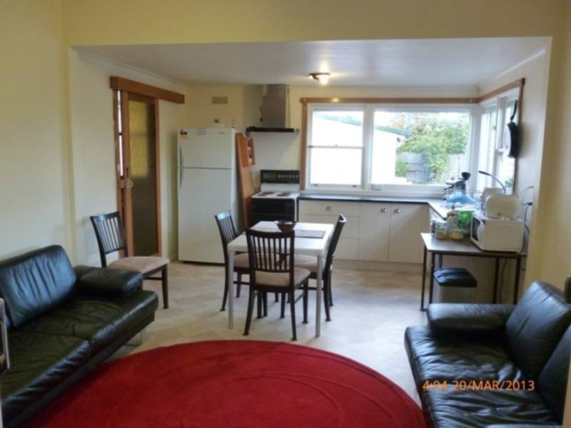 17 Birdwood Street, Mowbray TAS 7248