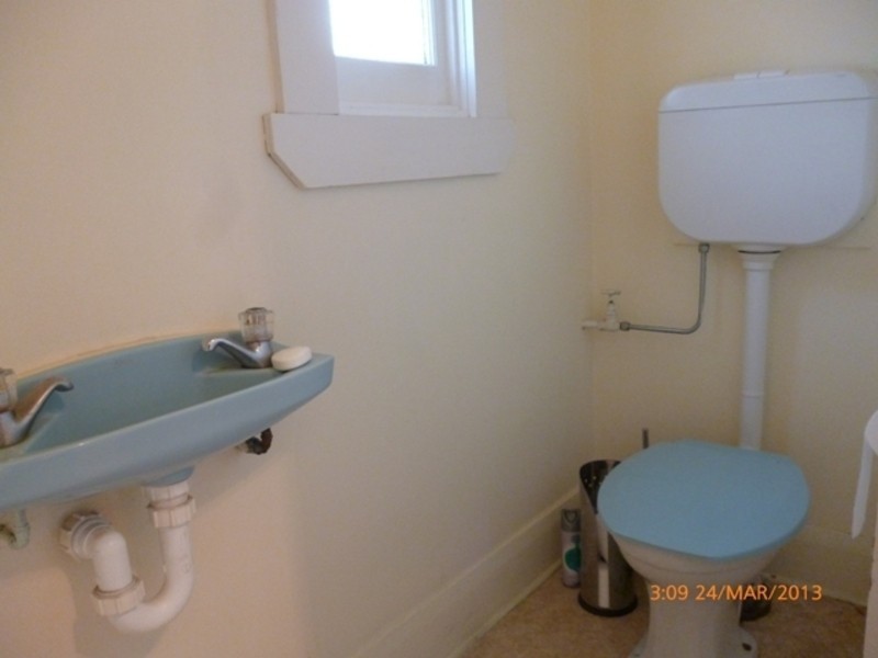 17 Birdwood Street, Mowbray TAS 7248