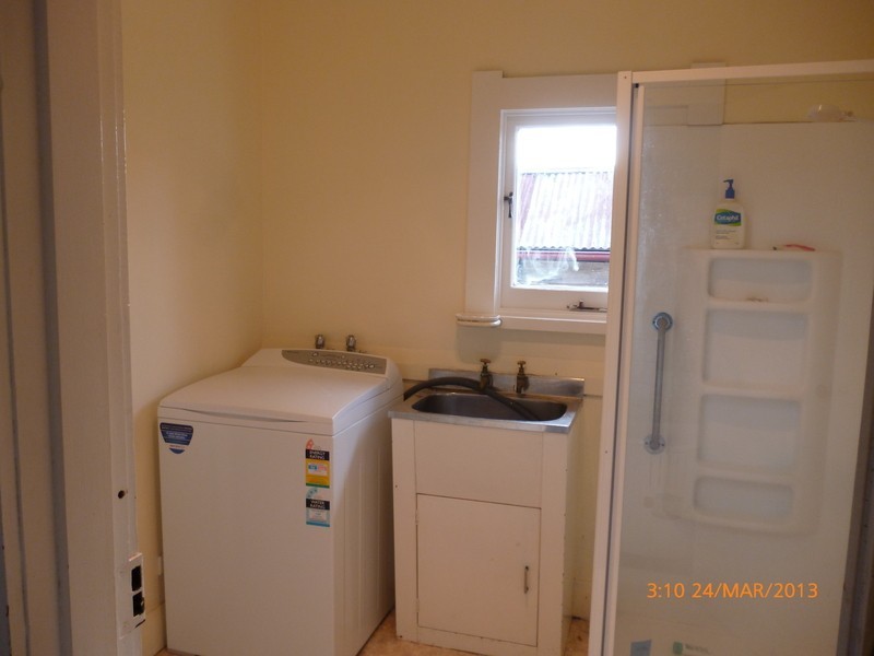 17 Birdwood Street, Mowbray TAS 7248