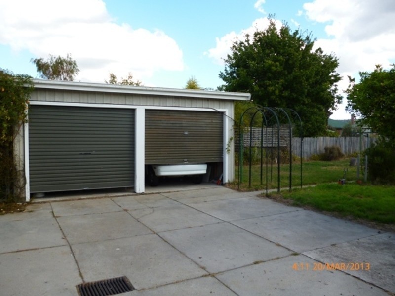 17 Birdwood Street, Mowbray TAS 7248