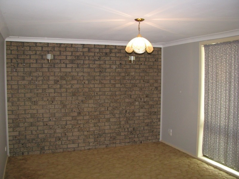 3 Booth Street, Coolamon NSW 2701