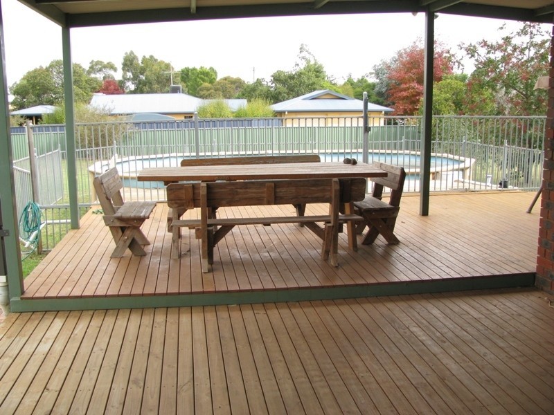 3 Booth Street, Coolamon NSW 2701