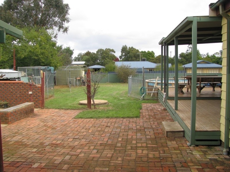 3 Booth Street, Coolamon NSW 2701