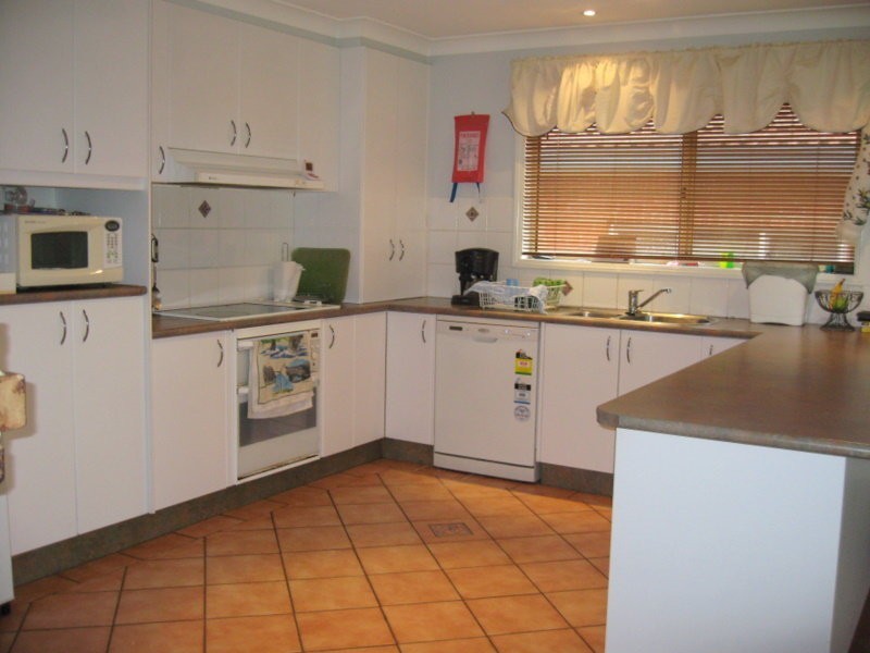 6 Caledonia Street, Parkes NSW 2870