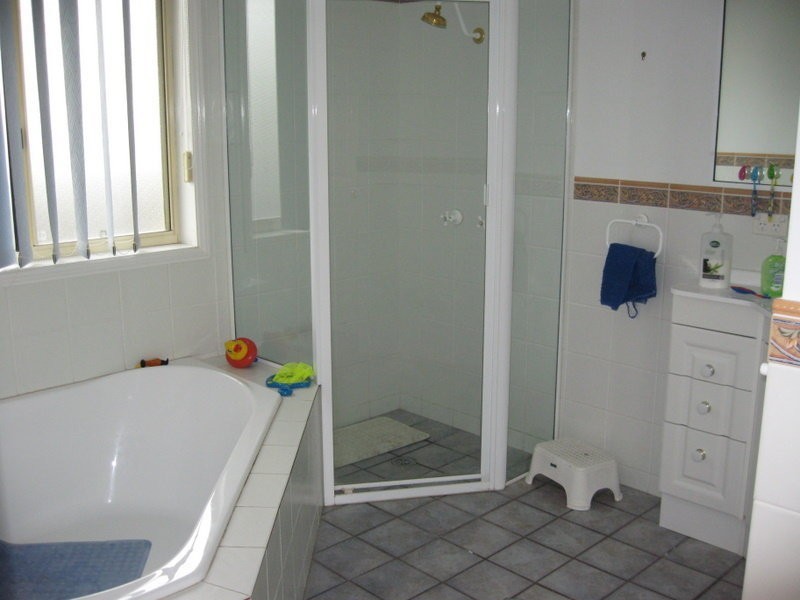 6 Caledonia Street, Parkes NSW 2870