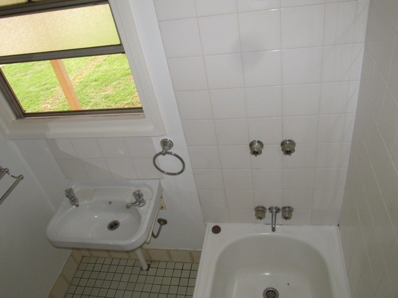 82 Iverach Street, Coolamon NSW 2701