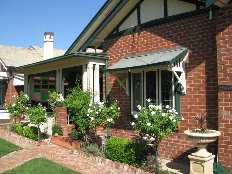 196 Edward Street, Wagga Wagga NSW 2650