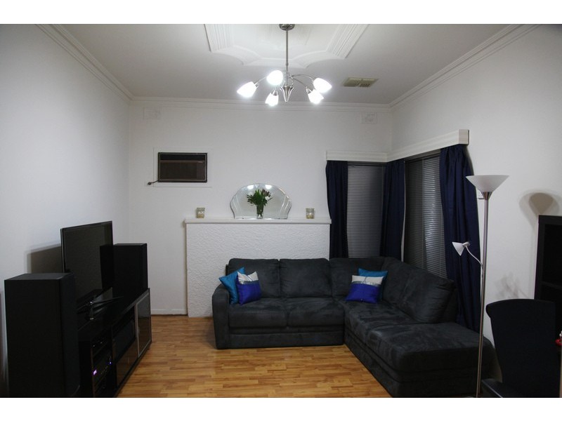 7 Charron Rd, Croydon Park SA 5008