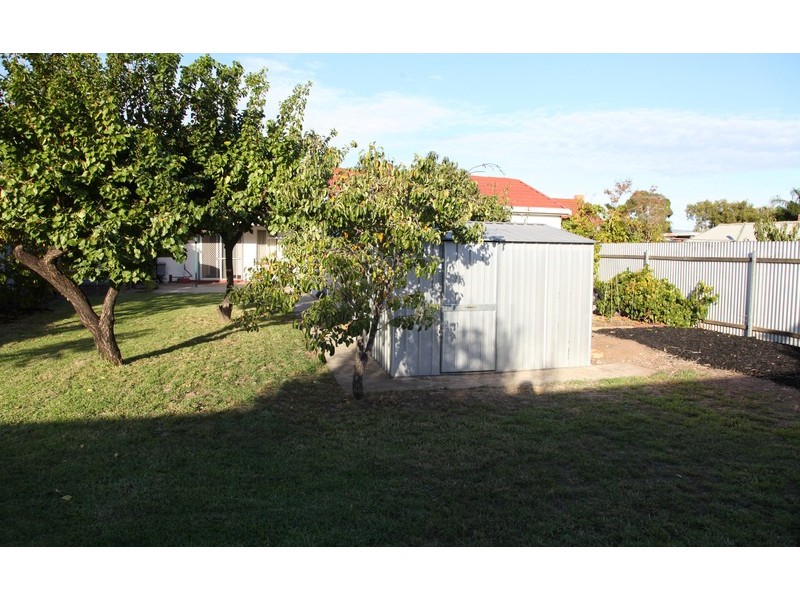 7 Charron Rd, Croydon Park SA 5008