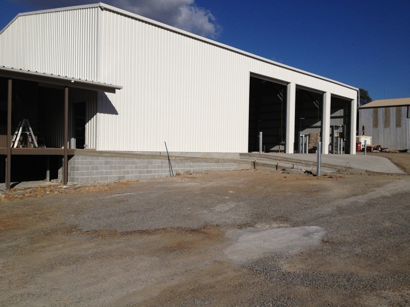 3 Hixon st, South Gladstone QLD 4680