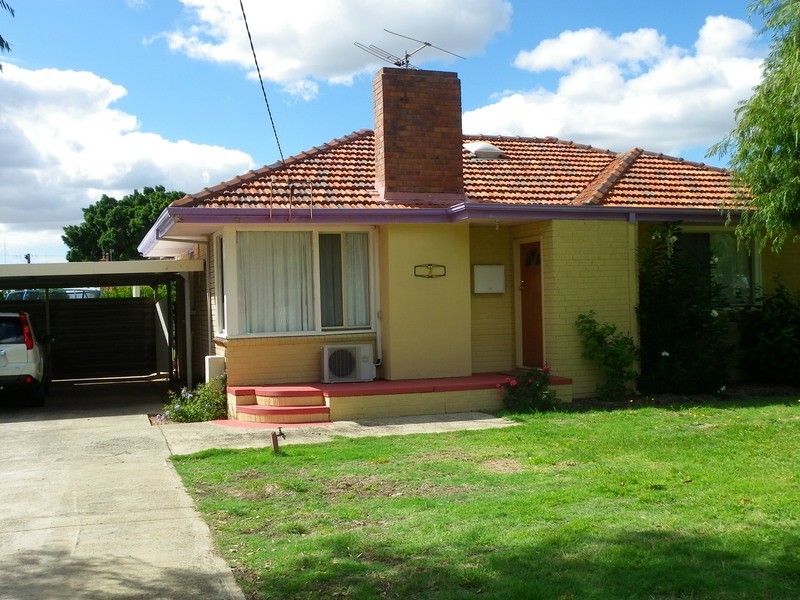7 Flaherty Court, Carey Park WA 6230