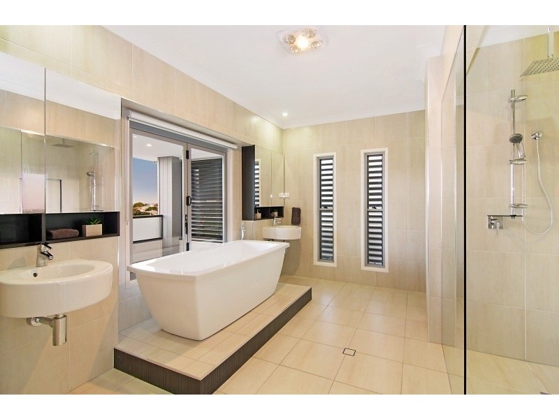 25 Ennor St, Wavell Heights QLD 4012