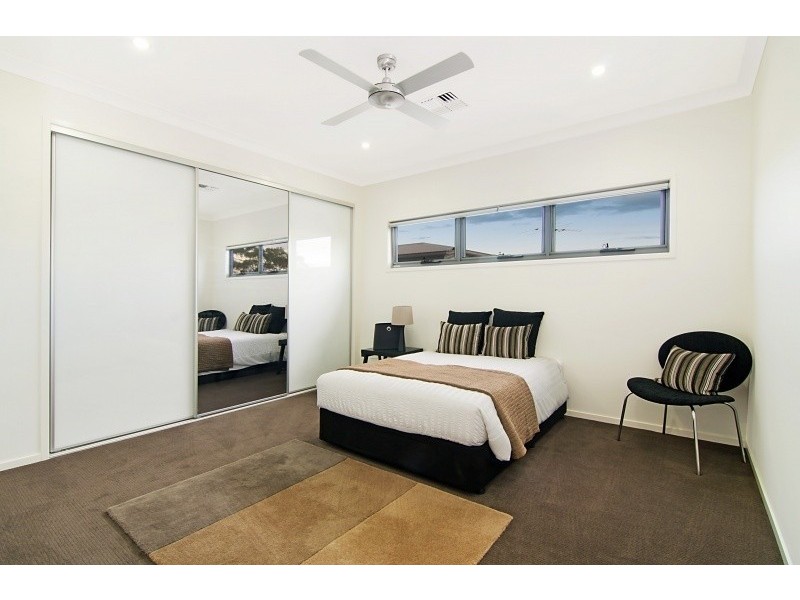 25 Ennor St, Wavell Heights QLD 4012