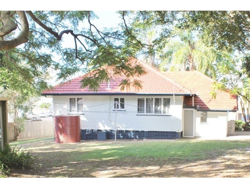 72 Kitchener Street, Wynnum QLD 4178