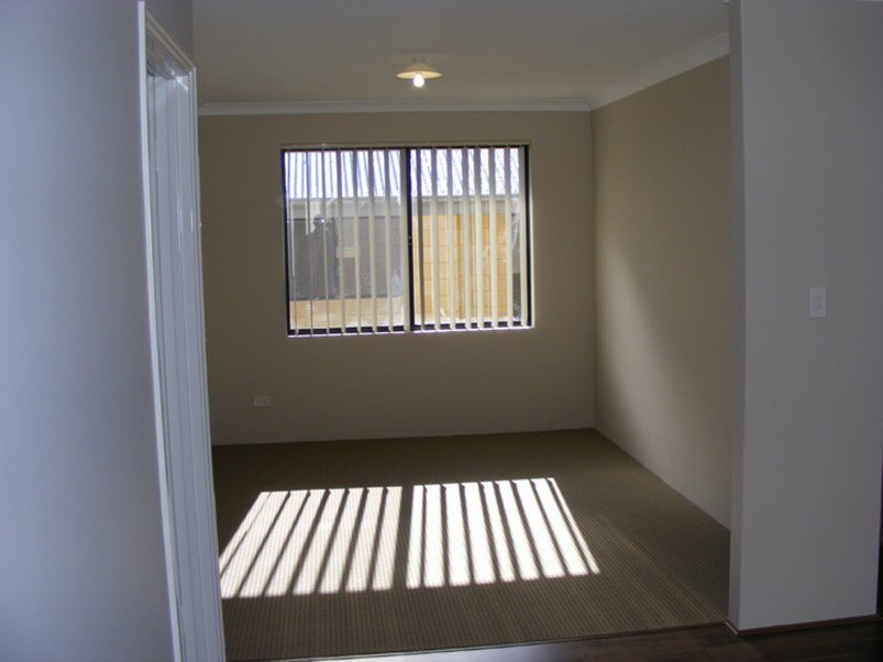 12 Somerton Drive, Alkimos WA 6038