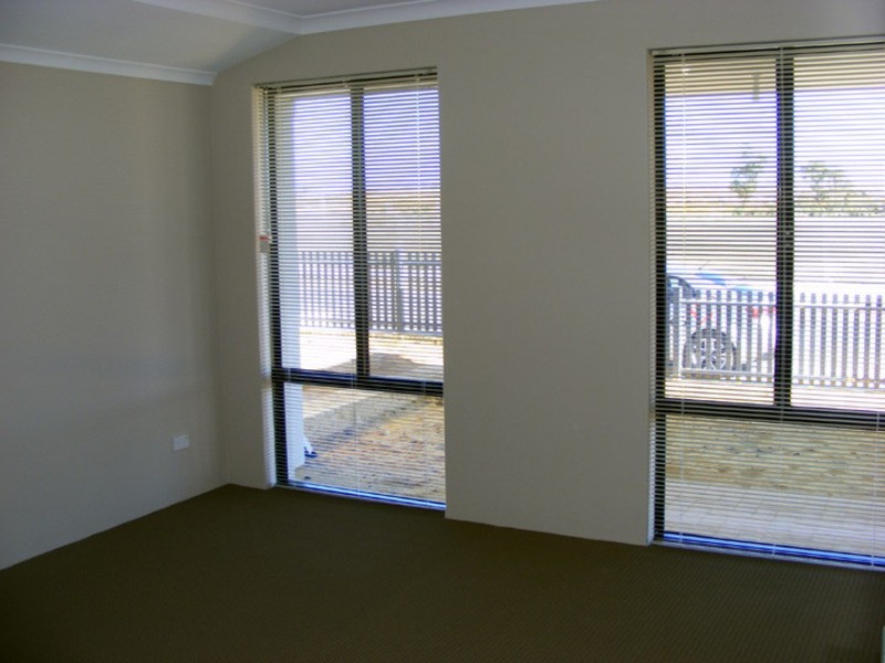 12 Somerton Drive, Alkimos WA 6038