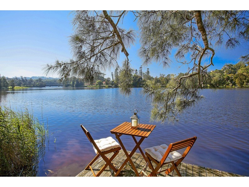 301A The Round Drive, Avoca Beach NSW 2251