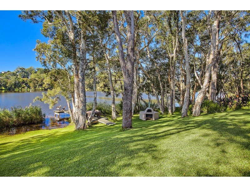 301A The Round Drive, Avoca Beach NSW 2251