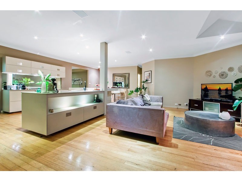 301A The Round Drive, Avoca Beach NSW 2251