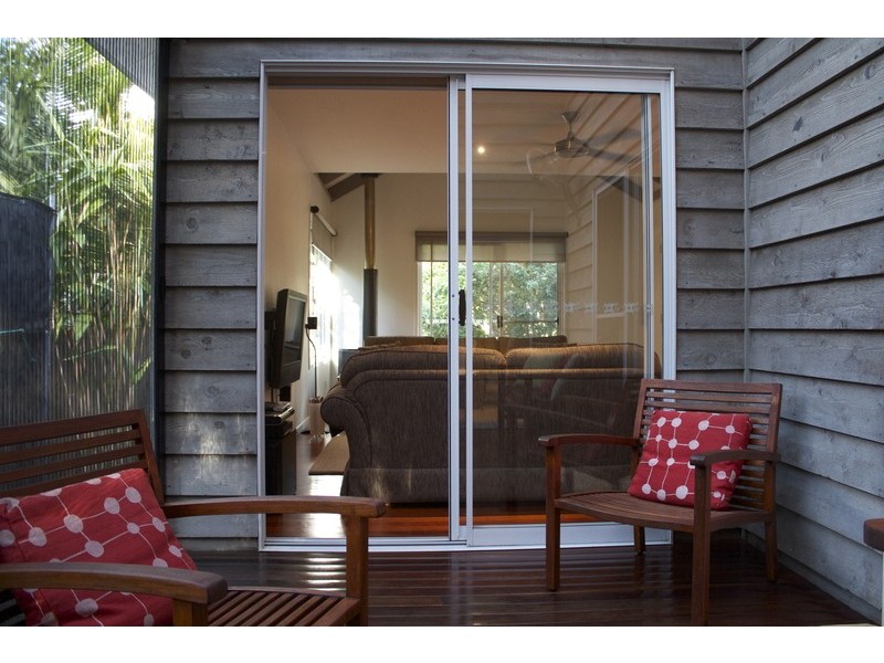 4 Elizabeth Avenue, South Golden Beach NSW 2483