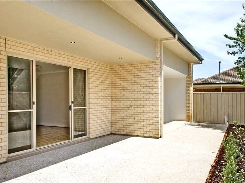 15 Thirza Ave, Mitchell Park SA 5043