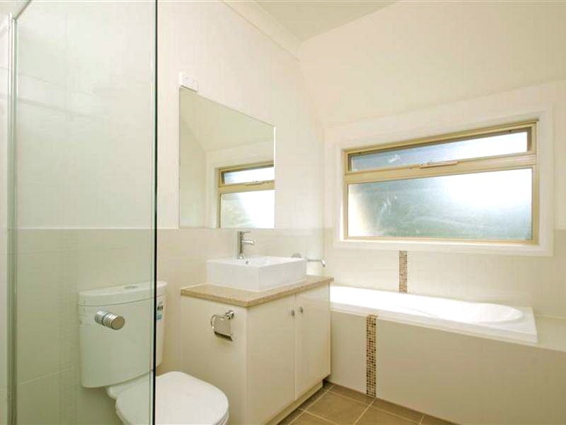 15 Thirza Ave, Mitchell Park SA 5043