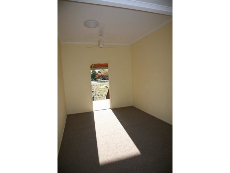 81 Burn St, Capella QLD 4723