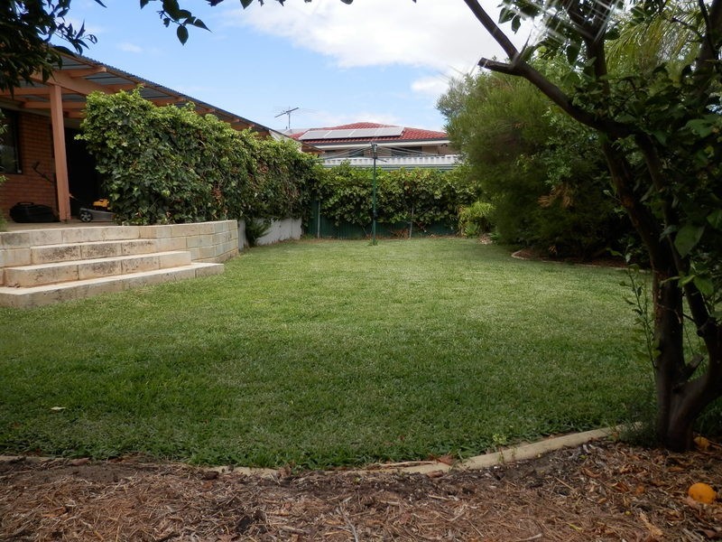 44 Helpman Way, Padbury WA 6025